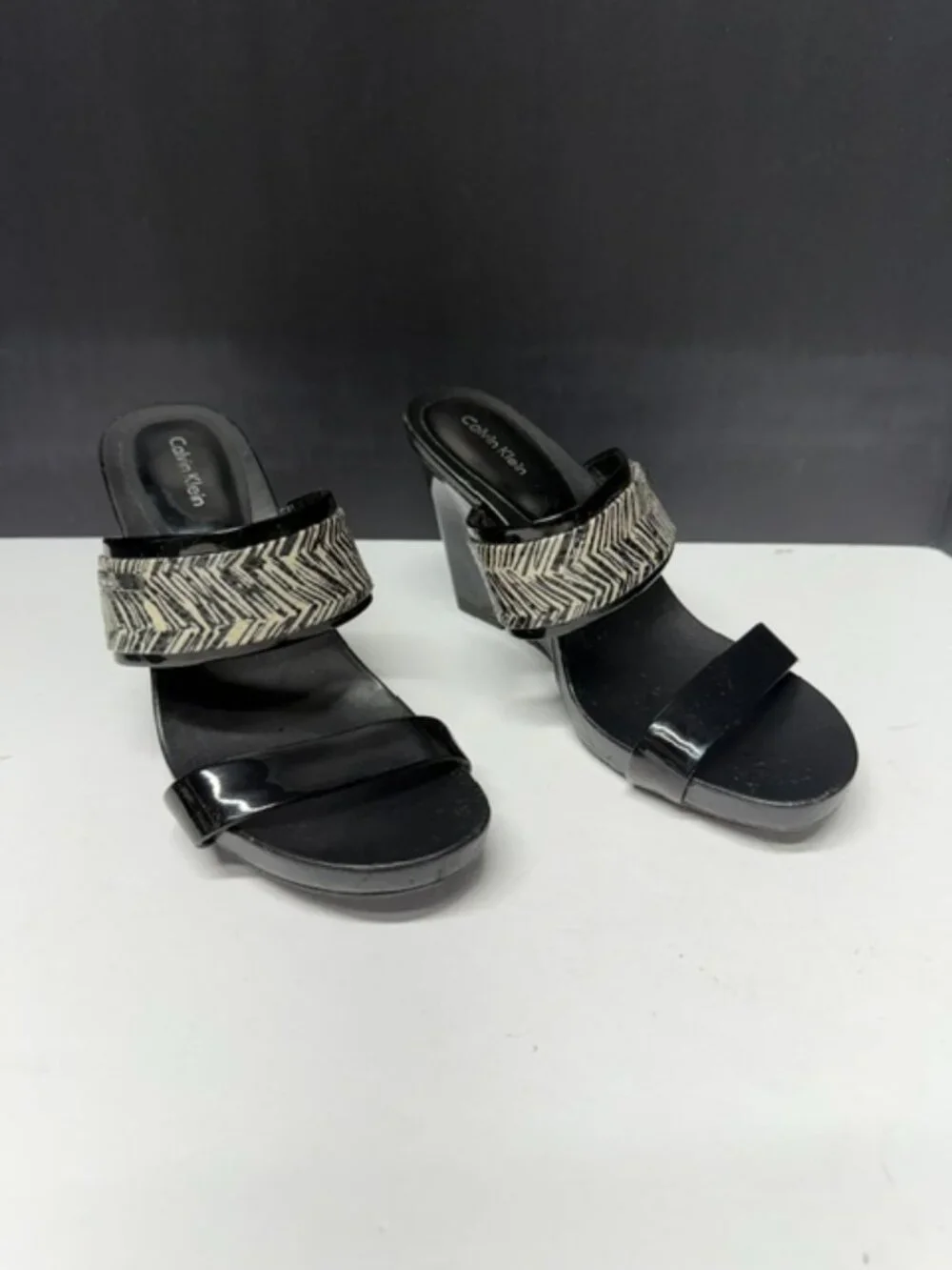 Calvin Klein Omira Wedge Sandal Woman's Size 9.5